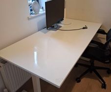 IKEA Standing / Sitting desk