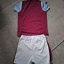 Kids Aston Villa kit Image 2