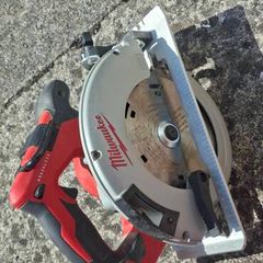 Milwaukee BLCS66 circular saw
