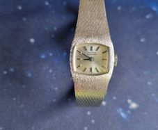 Vintage PARA ladies mechanical wristwatch.