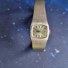 Vintage PARA ladies mechanical wristwatch.