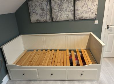 IKEA pull out sofabed with storage drawers