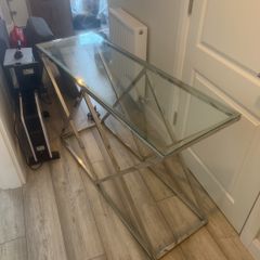 hallway table