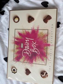 Nestle dairy box the classic collection 322g