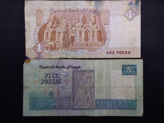 Central Bank of Egypt Banknotes (2) - 1 Pound and 5 Pounds