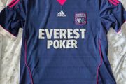 Olympique Lyon 11-12 away shirt