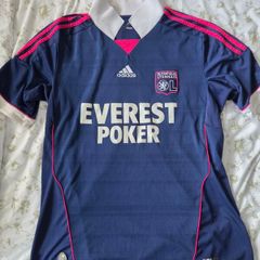 Olympique Lyon 11-12 away shirt