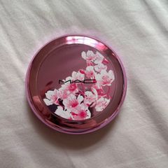 MAC Cherry Highlighter