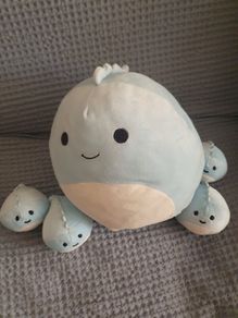 Cute Dinosaur with Babies