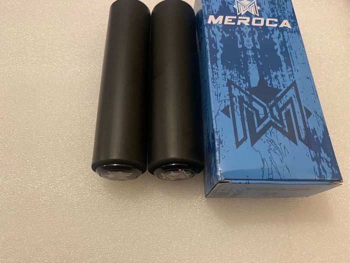 100% BRAND-NEW Mountain Bike Handlebar Silicone Grip Silica gel Foam Sponge Bicycle Grips Cover Ultralight Antiskid