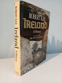Ireland  - A History by Robert Kee
