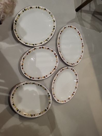 Large Arklow Oval plates Platters