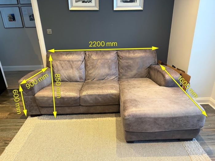 3 seater L shaped leather couch
