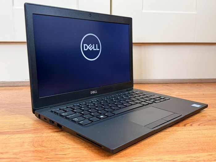 Dell Latitude 7290 i5 8th gen 512gb SSD