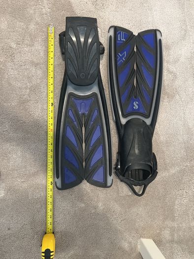 SCUBA diving fins Large