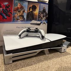 Sony PS5 Slim Disc drive 1TB 2 controllers