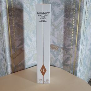Charlotte Tilbury Beauty Light Wand in Pinkgasm (12ml)