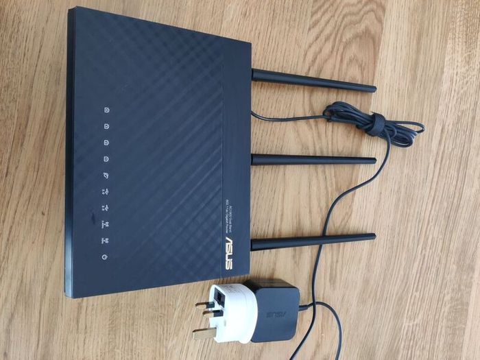 Asus RT-AC68U router