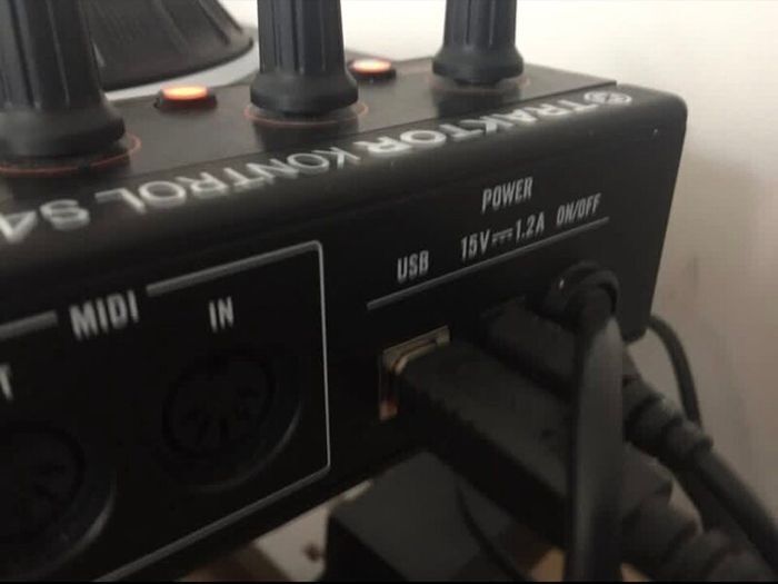 Traktor S4 MK2