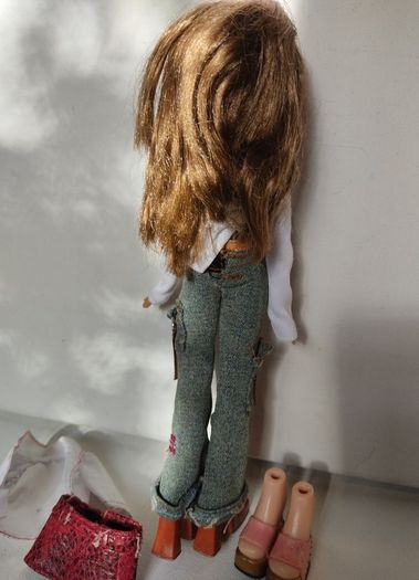 Bratz Vintage Jasmin MGA 2001