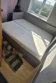 ikea day bed