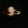 Vintage 9ct Gold 375 Cameo Ring Image 2