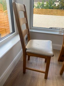 dining table chairs