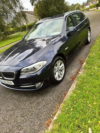 BMW 5-Series 2012