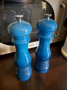 le cruset salt and pepper
