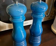 le cruset salt and pepper