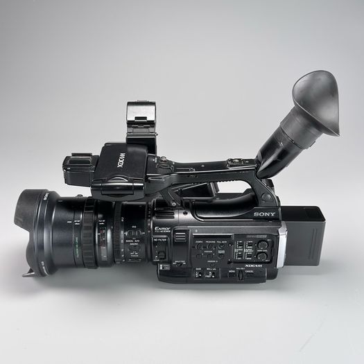 Sony PMW 200 Solid-State Memory Camcorder