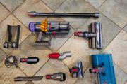 Dyson V15 submarine
