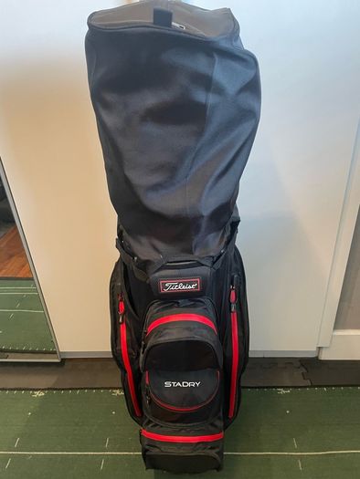 TaylorMade Stealth Golf Set