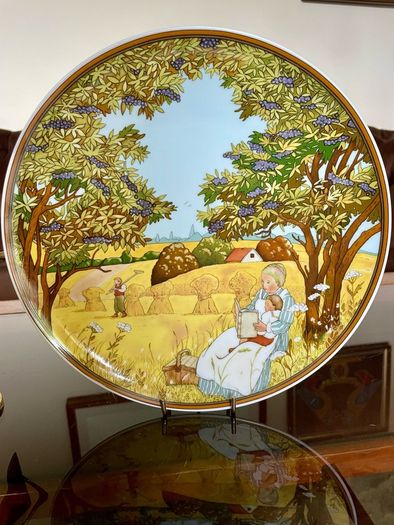 Vintage Collectors Plate Autumn Herbst Wall plate Heinrich Porcelain Villeroy and Boch
