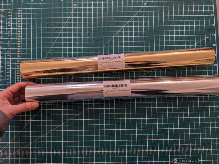 NEW - High quality Gold or Silver Metallic Paper - 43cm/10m