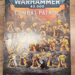 Combat Patrol Imperial Fists 40K OOP