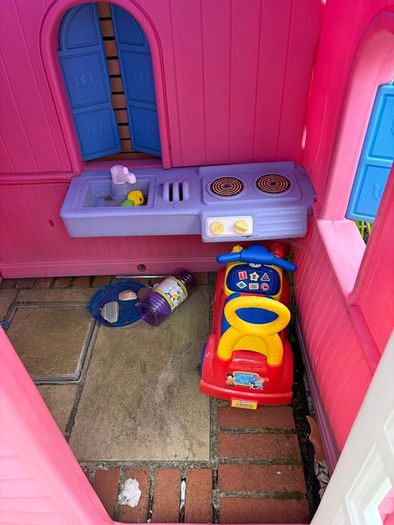 little tikes house