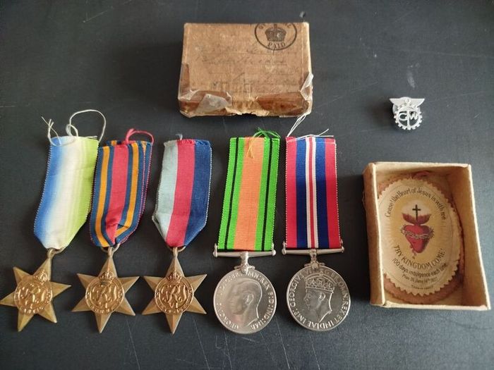 WWII Royal Navy 5 Medal Group, Named Original Medal Box - Original WWII Royal Navy medal