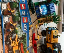 LEGO City 60160 Mobile Jungle Lab