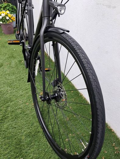 Trek FX3 Hybrid Bike Bicycle Barely Used