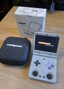 Miyoo Flip handheld retro games console - boxed with case