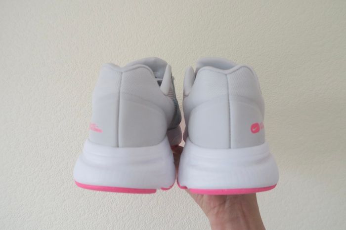 Nike Zoom Span 3 Running Trainers Size US 9 / UK 6.5 / EU 40.5 / 26 cm