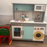 Toy Kitchen Image 2