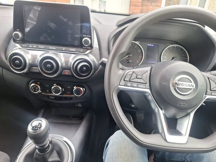 Nissan  JUKE