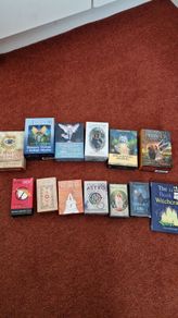 Tarot and Oracle card decsk
