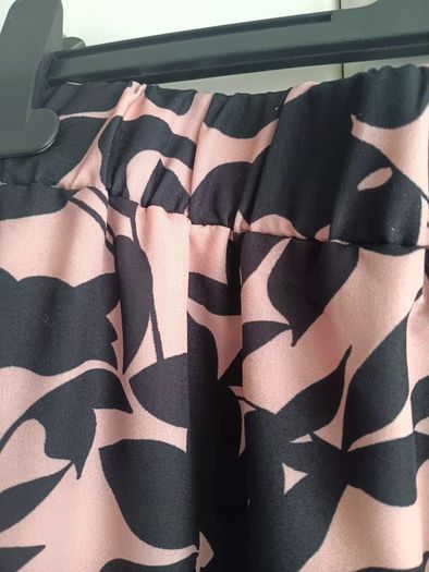 Midi Skirt in Black and Blush Floral print
