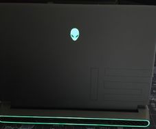 Alienware M15 R7 - i7 | 32GB RAM