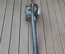 leaf blower