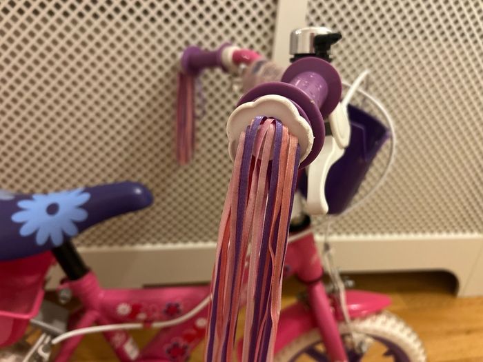 Girls Pink Suzy Bike - 12"