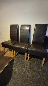 4 Dining chairs